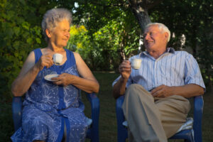 shutterstock_149335580 old couple drinking tea